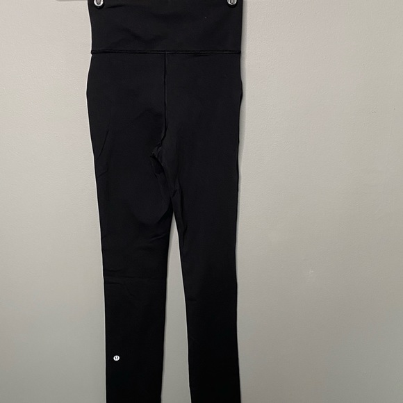 Lululemon- Skinny Will Tight - Picture 2 of 3